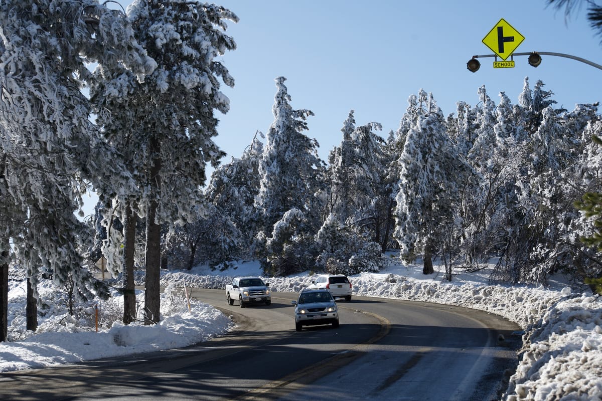 The Ultimate Guide to Lake Arrowhead, California in Winter